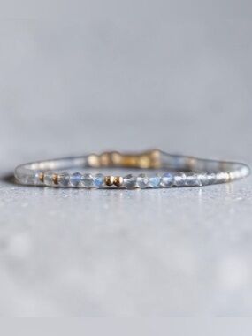 Labradorite Gold Beaded Bracelet. New.